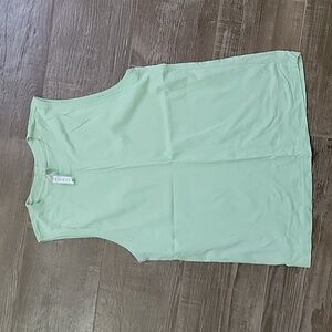 Lululemon Tank, size 8